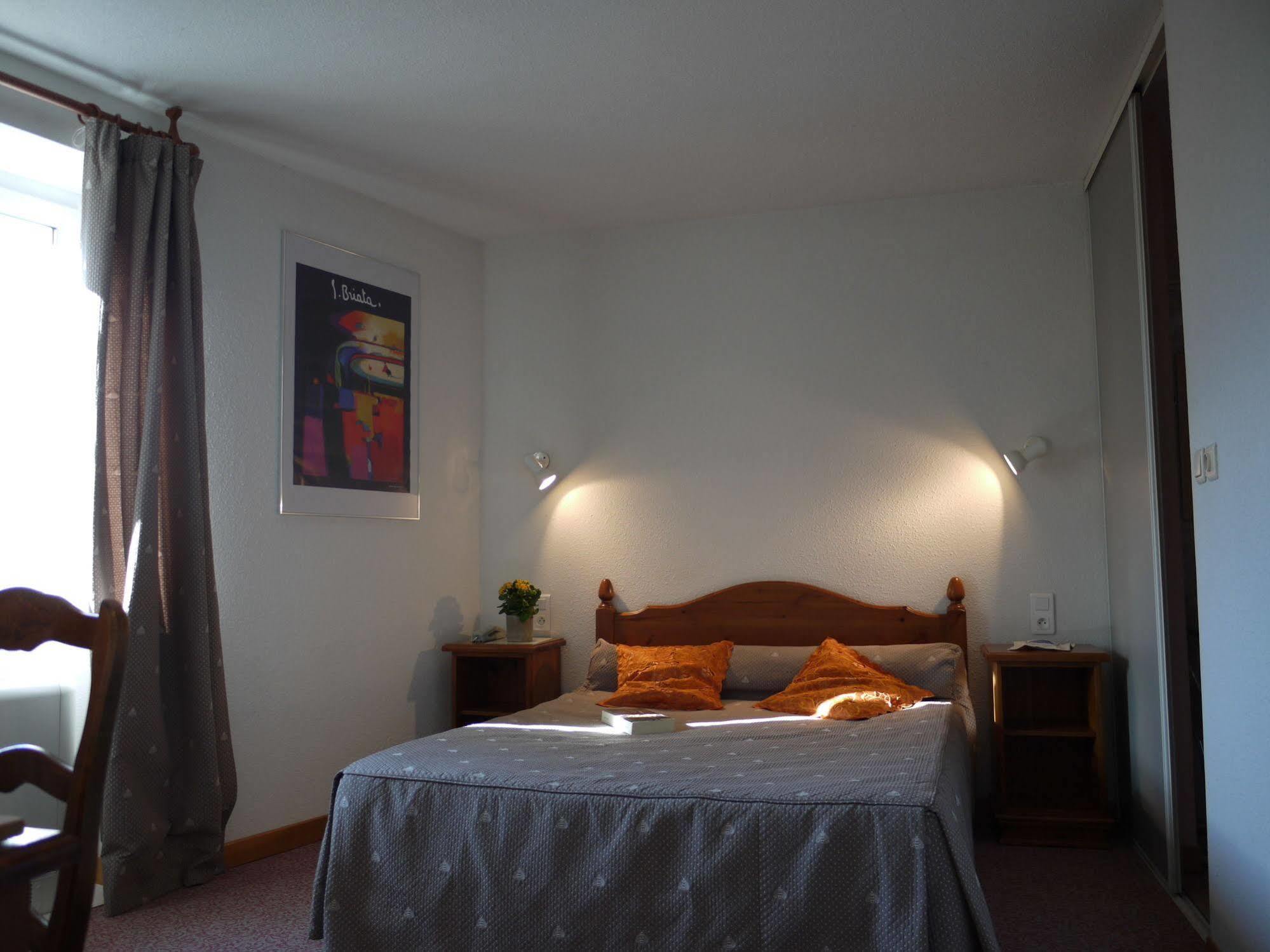 Castel Mireio Bed and Breakfast Cairanne Exteriör bild